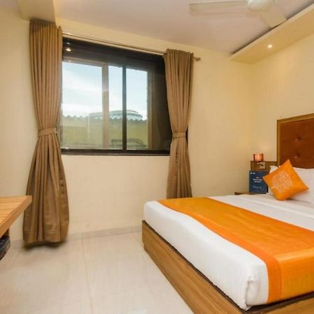 Aster Hotel Near Mumbai Airport Esterno foto