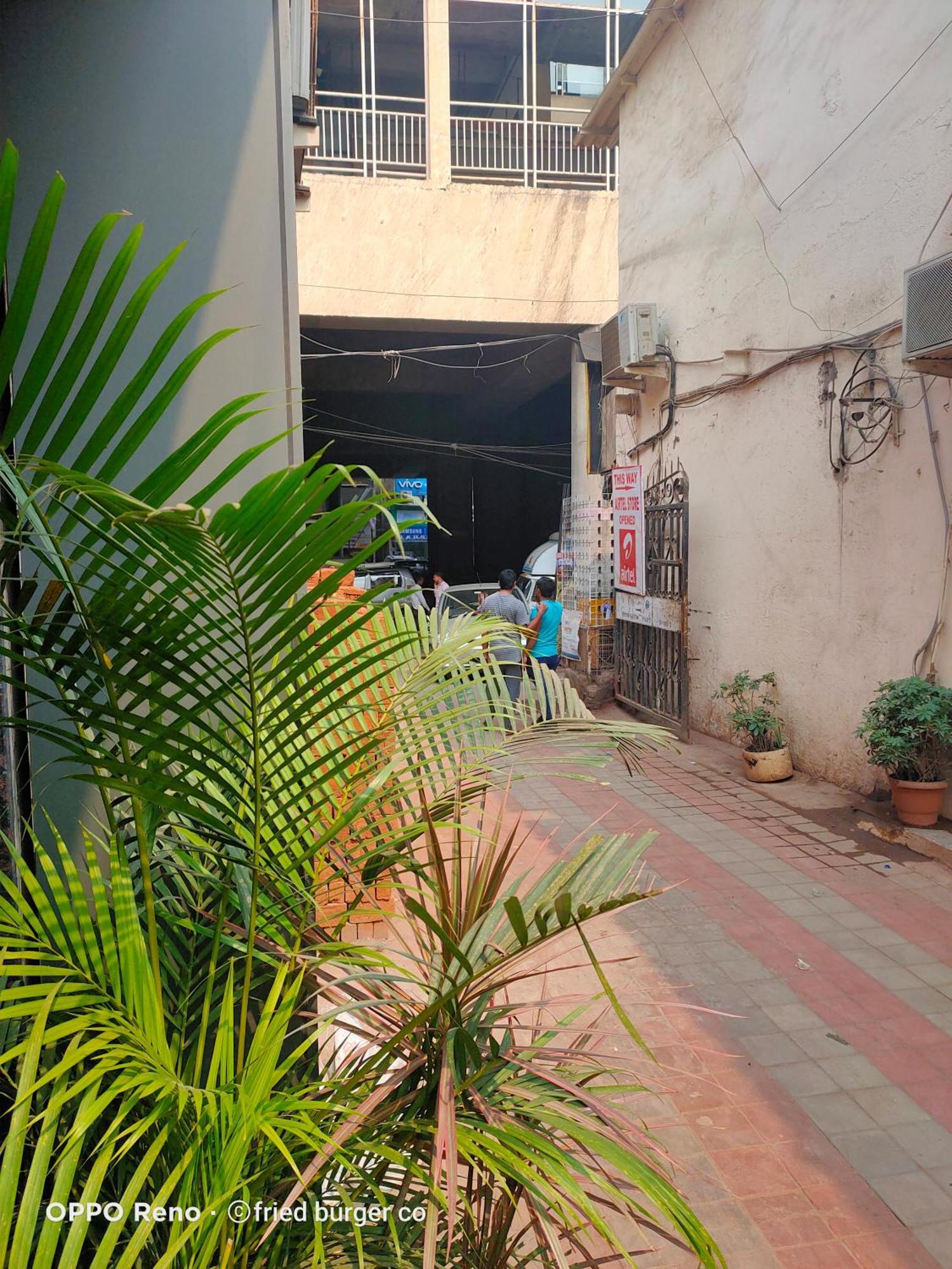 Aster Hotel Near Mumbai Airport Esterno foto